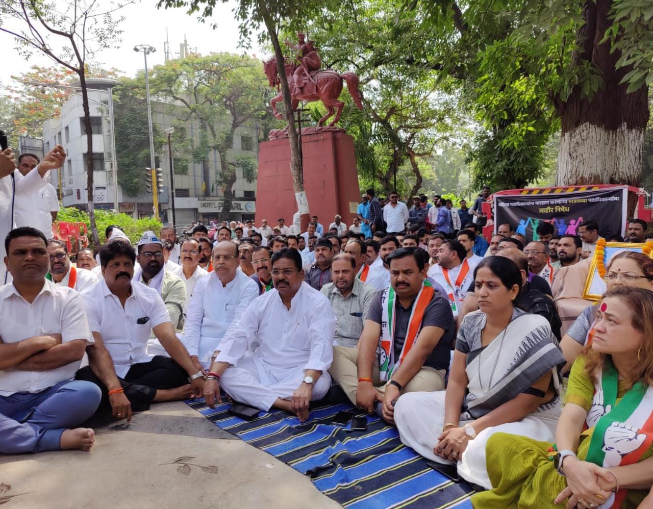 MVA Vs BJP | Pune | महाविकास आघाडीच्या वतीने भाजपच्या विरोधात मूक आंदोलन 