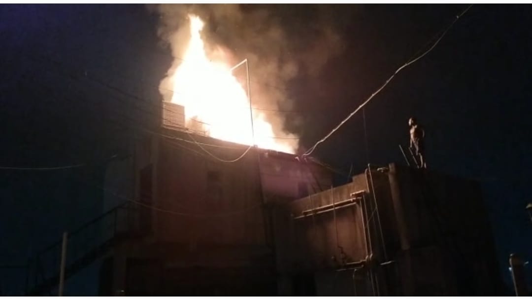Pune Fire || अग्निशमन दलाकडे सायंकाळी आगीच्या तीन घटना 