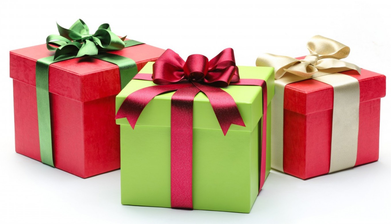 Diwali Gifts | Tax | दिवाळीला मिळालेल्या भेटवस्तूंवर कर भरावा लागेल का?  |  भेटवस्तूंवरील कराचे गणित काय आहे ते जाणून घ्या