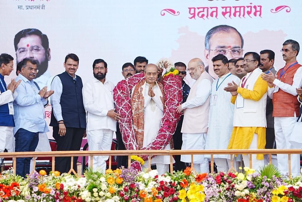 Maharashtra Bhushan | पद्मश्री डॉ. आप्पासाहेब धर्माधिकारी यांनी समाजासाठी काम करण्याची शिकवण दिली  | केंद्रीय मंत्री अमित शहा