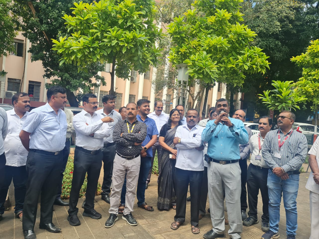 PMC Pune Employees | कर्मचारी मारहाणीच्या घटना रोखण्यासाठी पुणे महापालिका धोरण तयार करणार 