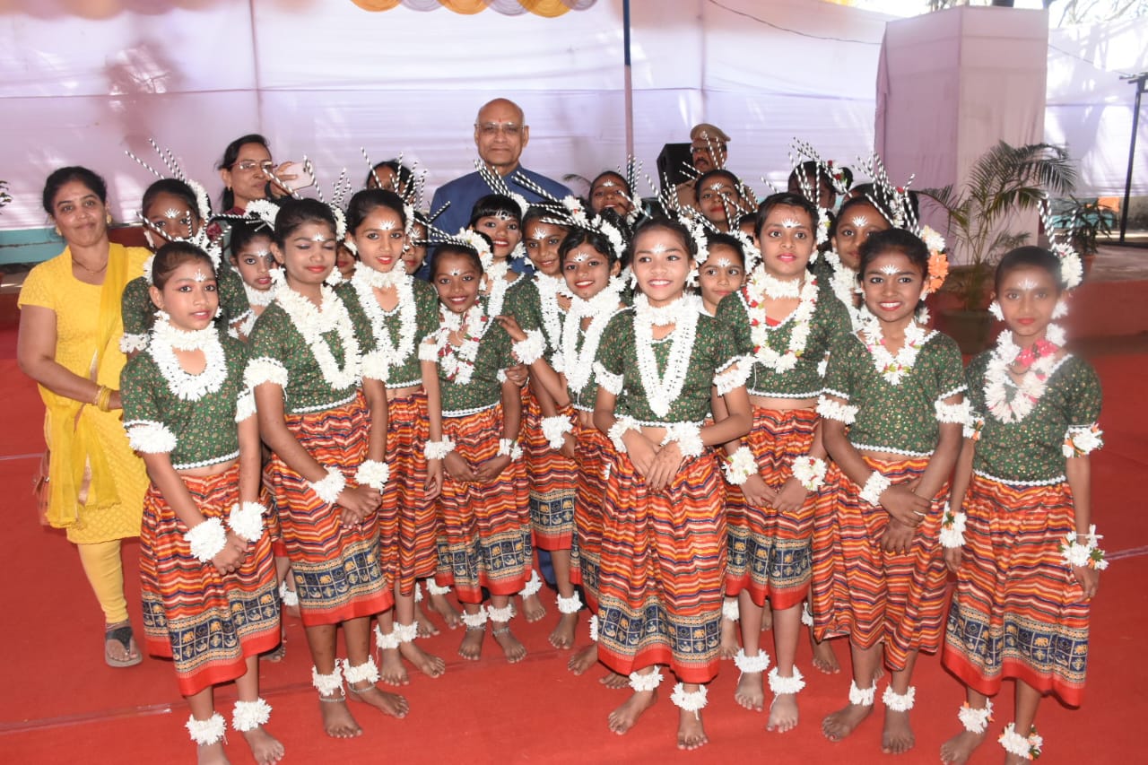 Governor Ramesh Bais | PMC Aundh School | राज्यपाल रमेश बैस यांची पुणे महानगरपालिकेच्या औंध येथील शाळेला भेट