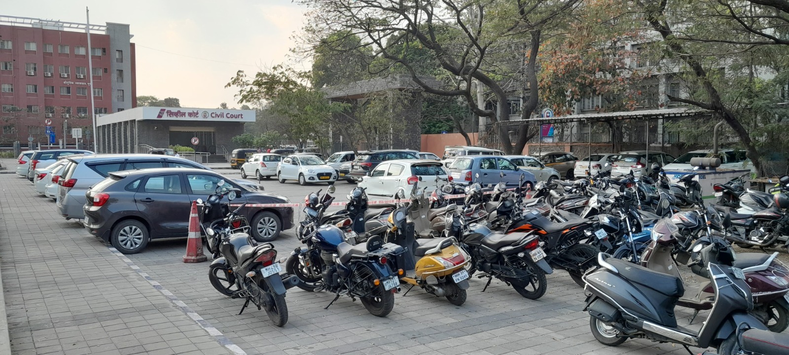 Pune Metro Station Parking | पुणे मेट्रोच्या ८ स्थानकांवर पार्किंगची सुविधा लवकरच उपलब्ध होणार